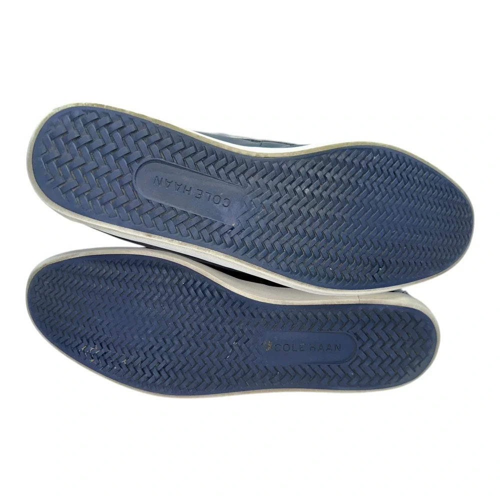EUC‎ Navy COLE HAAN Patent Leather Deck Shoes - 10